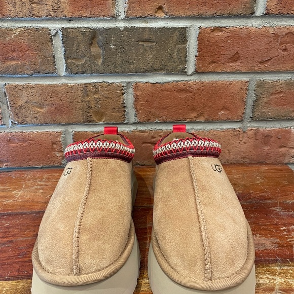 Ugg Tazz - Picture 3 of 9